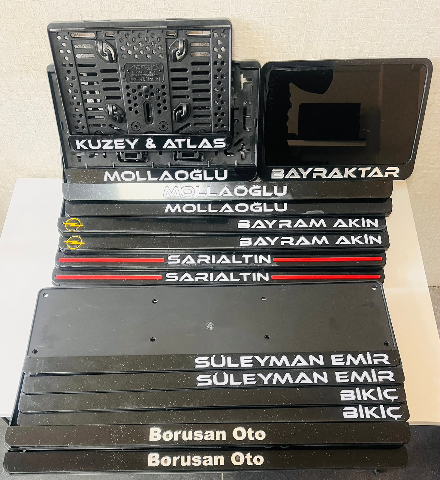 Oto Pleksi Plakalık - görünüm 3